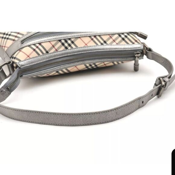 BURBERRY Silver House Check Canvas Tote Medium in Box in Great Condition - Picture 7 of 13